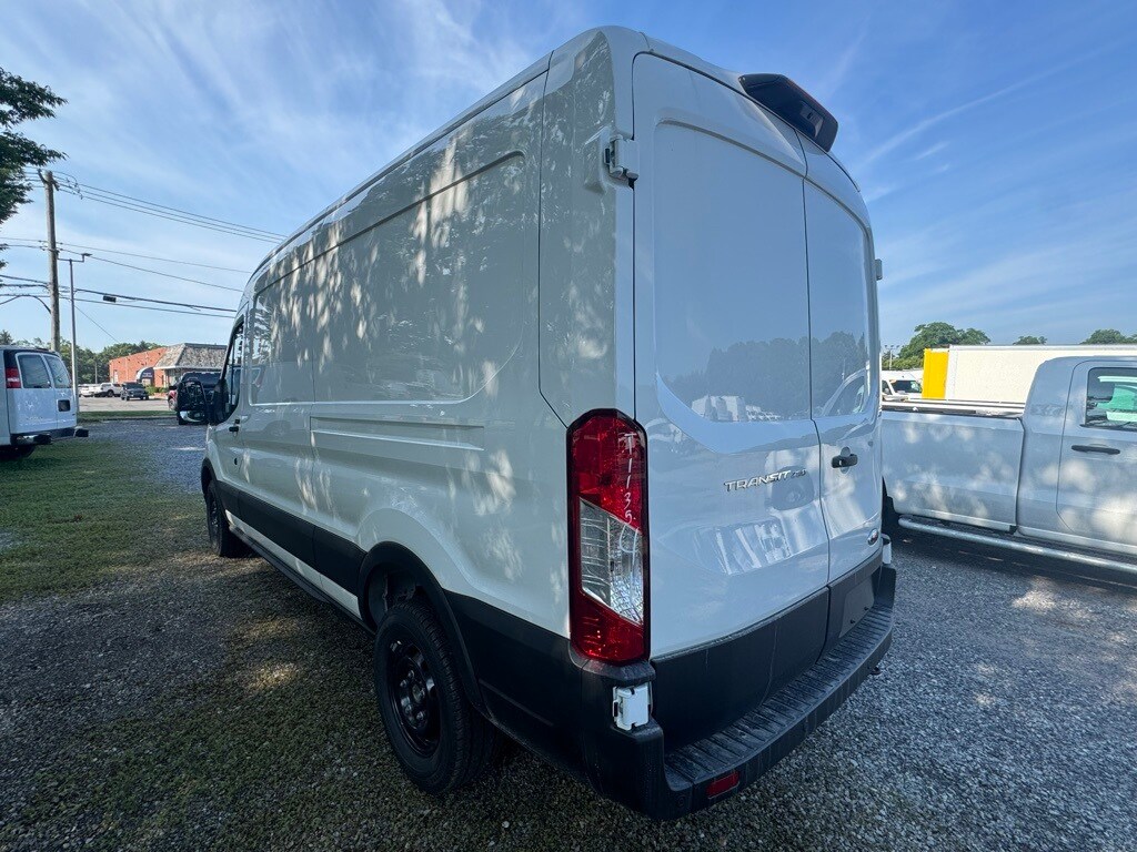 2025 Ford Transit photo 4