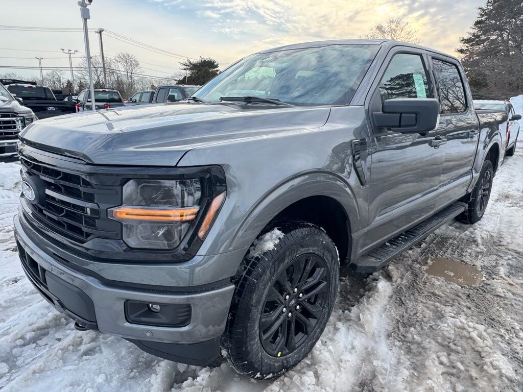 New 2026 Ford F-150 XLT Truck SuperCrew Cab