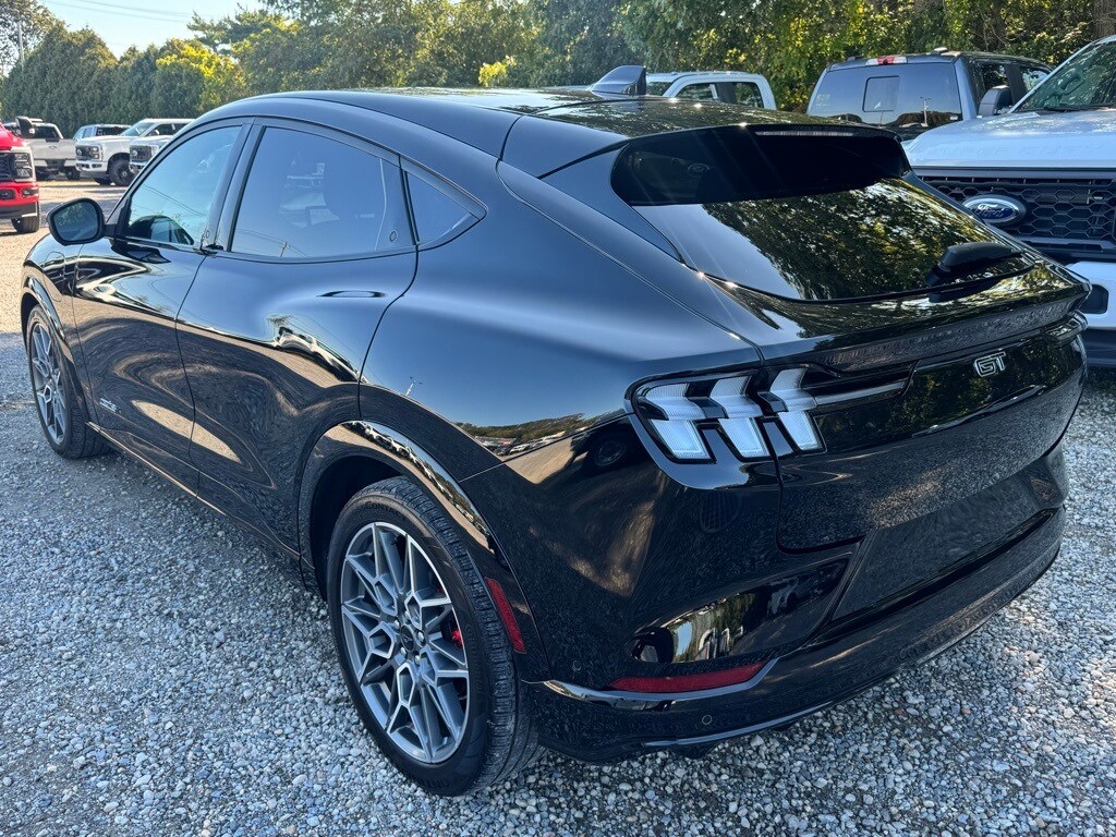 2024 Ford Mustang Mach-E GT photo 4