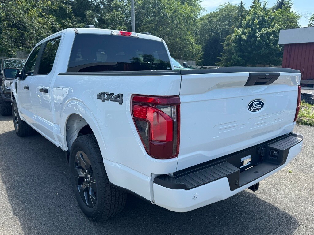 2025 Ford F-150 STX photo 4