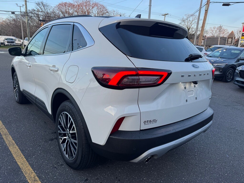 Used 2025 Ford Escape Base SUV