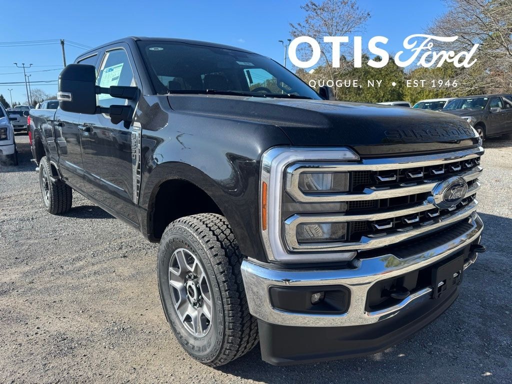 New 2025 Ford F-350 Lariat Truck Crew Cab