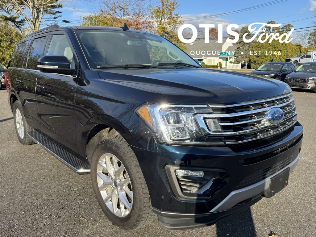 2021 Ford Expedition XLT's photo