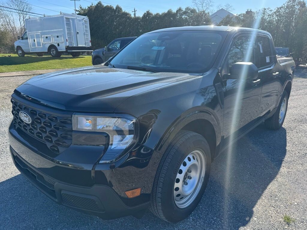 New 2026 Ford Maverick XL Truck SuperCrew