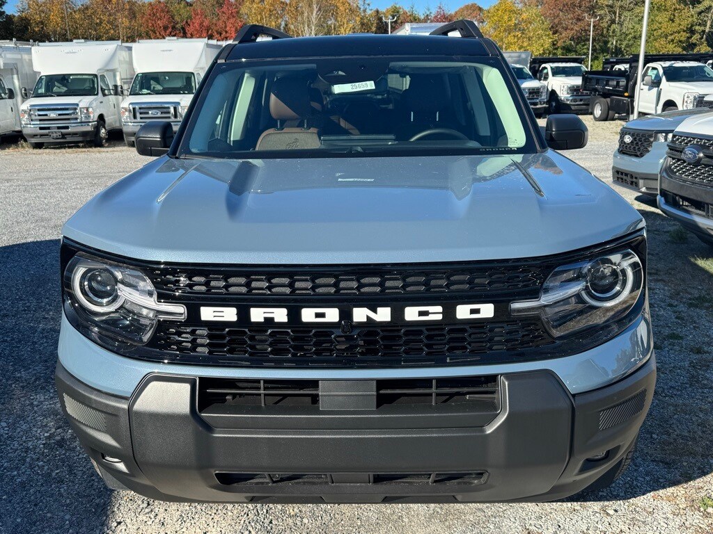 2025 Ford Bronco Sport Outer Banks photo 2