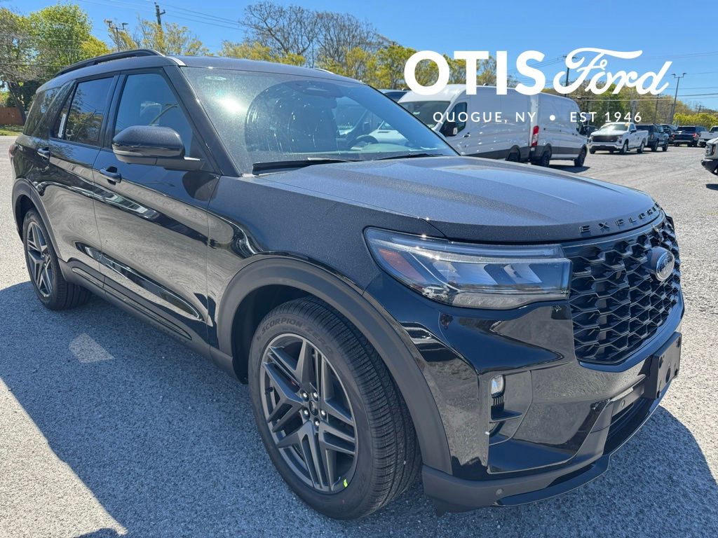 2026 Ford Explorer ST 4WD's photo