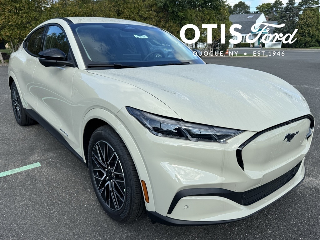2025 Ford Mustang Mach-E Premium AWD's photo