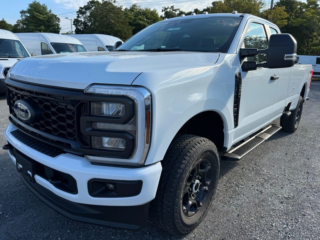 2026 Ford F-250 XL photo 3