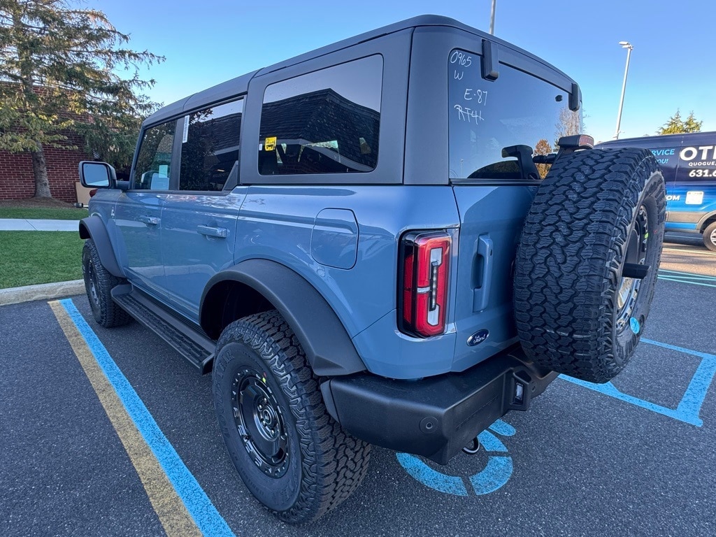New 2025 Ford Bronco Outer Banks SUV