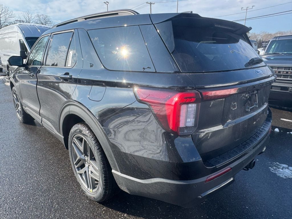 New 2026 Ford Explorer ST-Line SUV