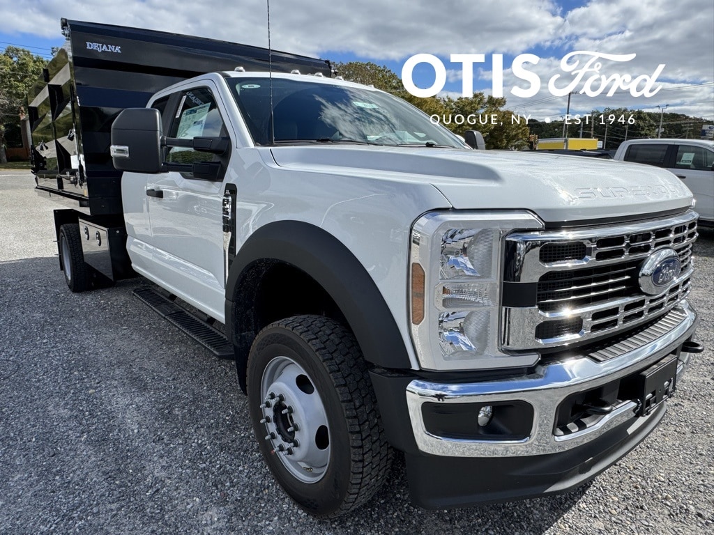 2026 Ford F-550 Super Duty Chassis Cab XL's photo