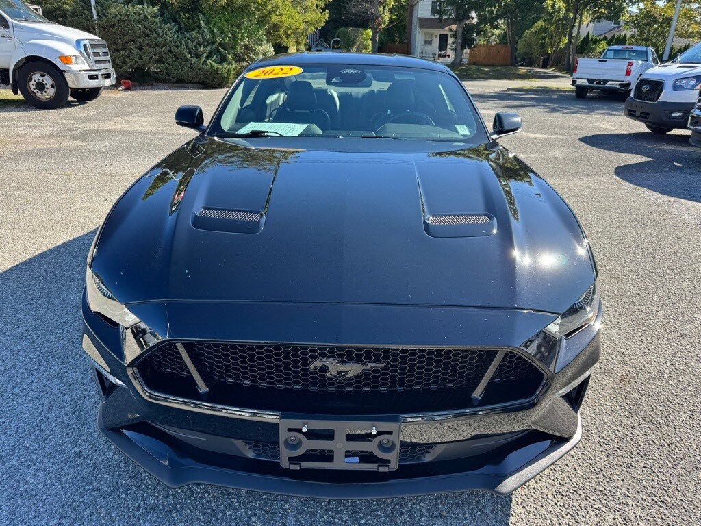 2022 Ford Mustang GT Premium photo 3