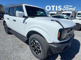 2026 Ford Bronco Outer Banks SUV
