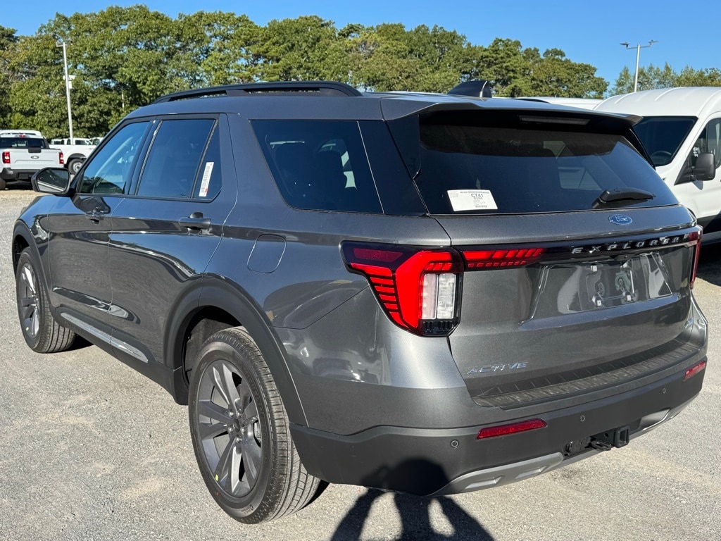New 2025 Ford Explorer Active SUV