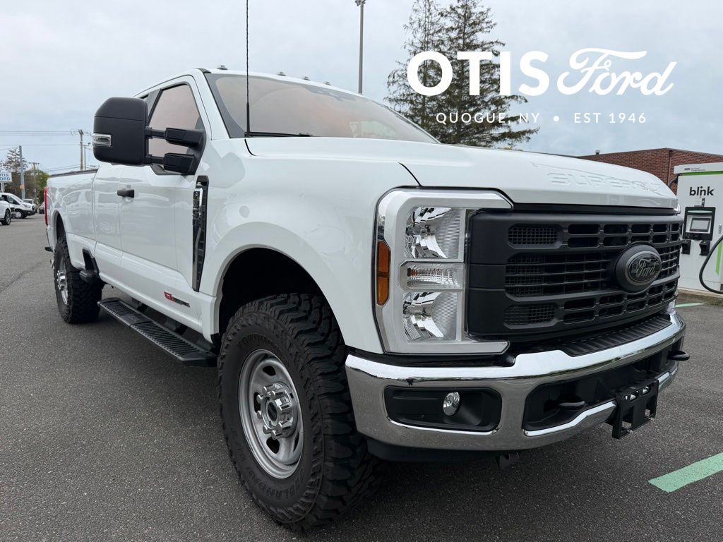 2025 Ford F-350 XL 4x4 SuperCab 8' Box SRW's photo