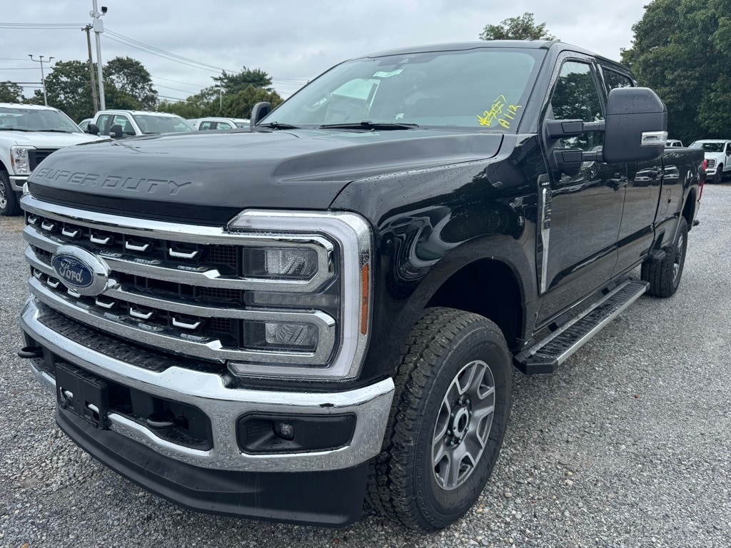 New 2026 Ford F-350 Lariat Truck Crew Cab