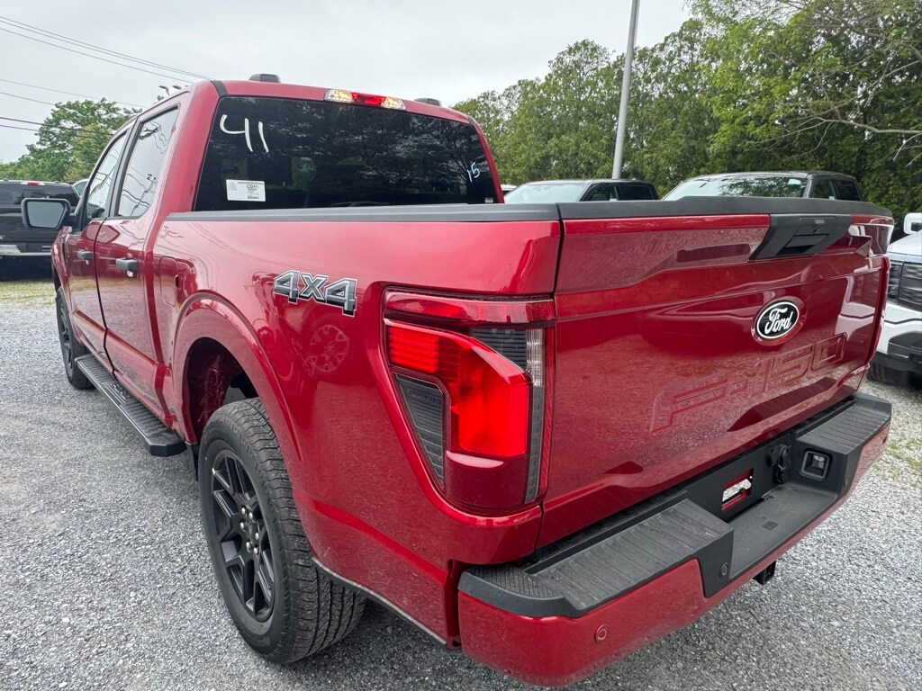 2025 Ford F-150 STX photo 4