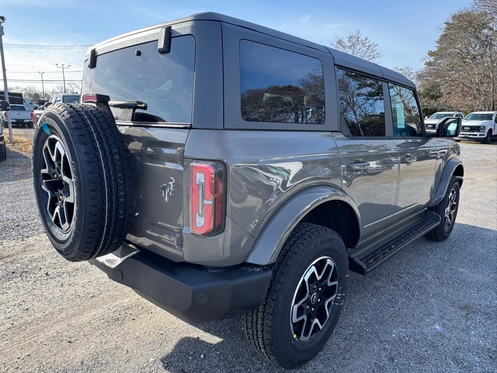New 2025 Ford Bronco Outer Banks SUV