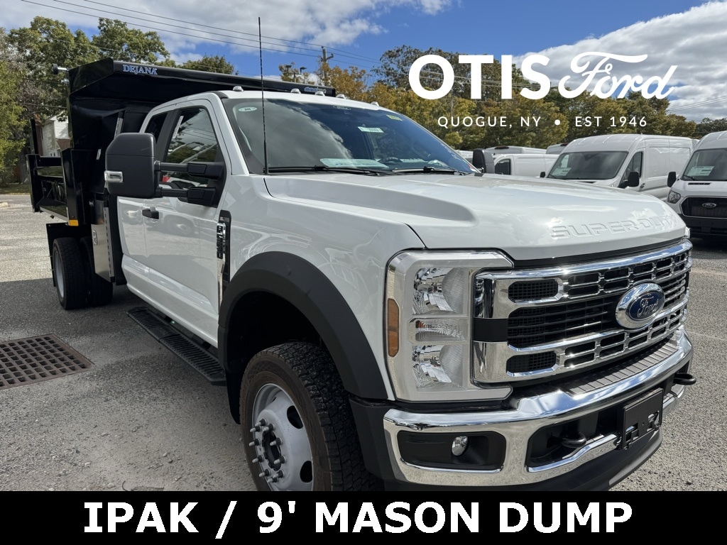 2026 Ford F-550 Super Duty Chassis Cab XL's photo