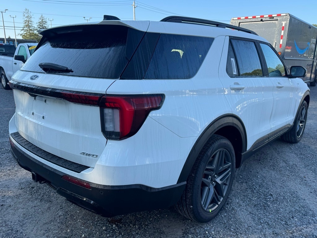 New 2025 Ford Explorer ST-Line SUV