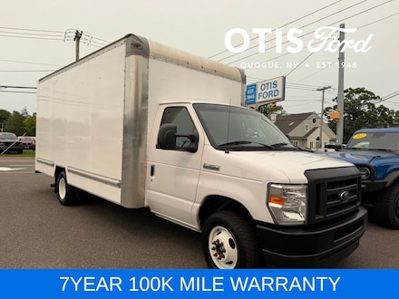 2022 Ford E-Series Chassis E-350 SD Truck