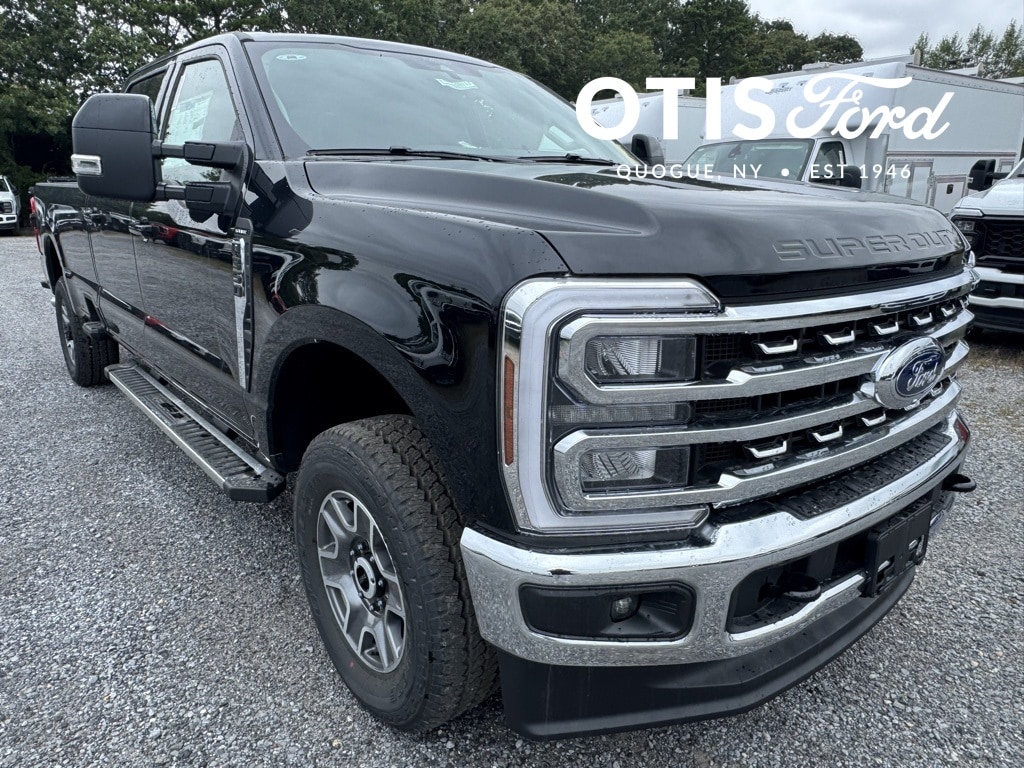New 2026 Ford F-350 Lariat Truck Crew Cab