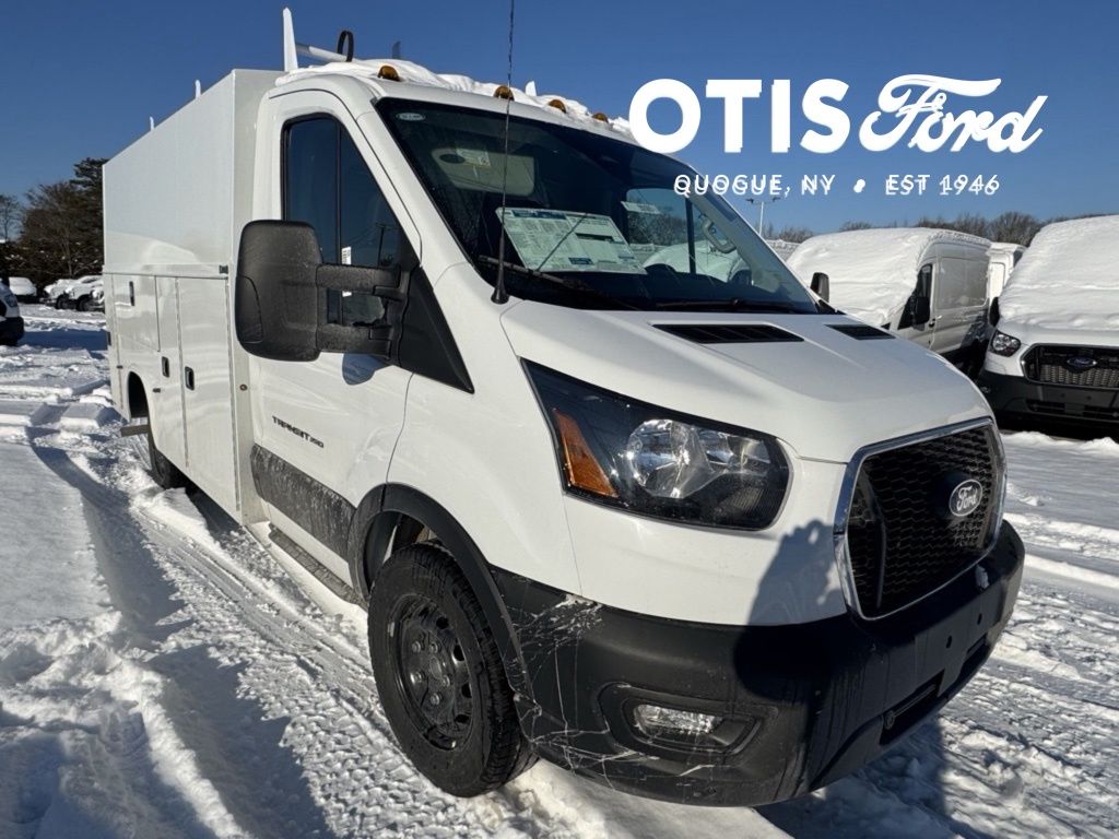 2026 Ford Transit Cutaway Base