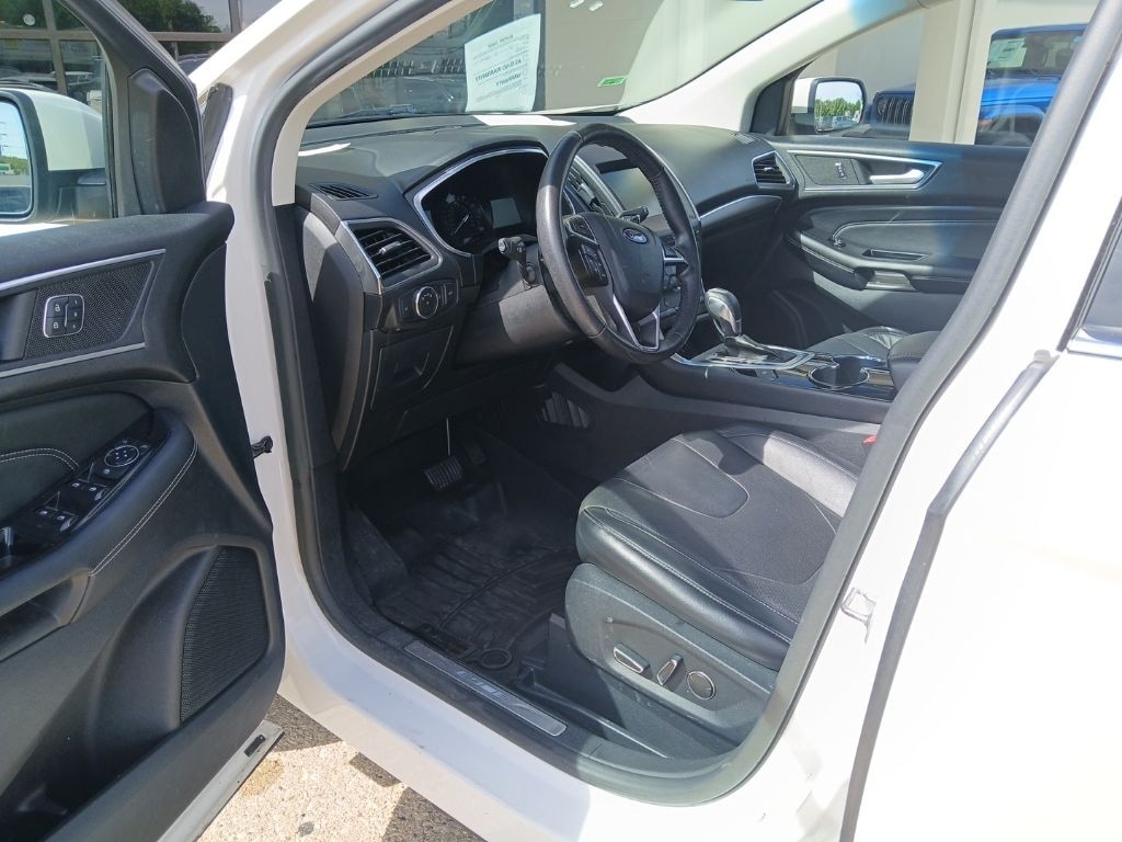 Used 2015 Ford Edge Titanium SUV