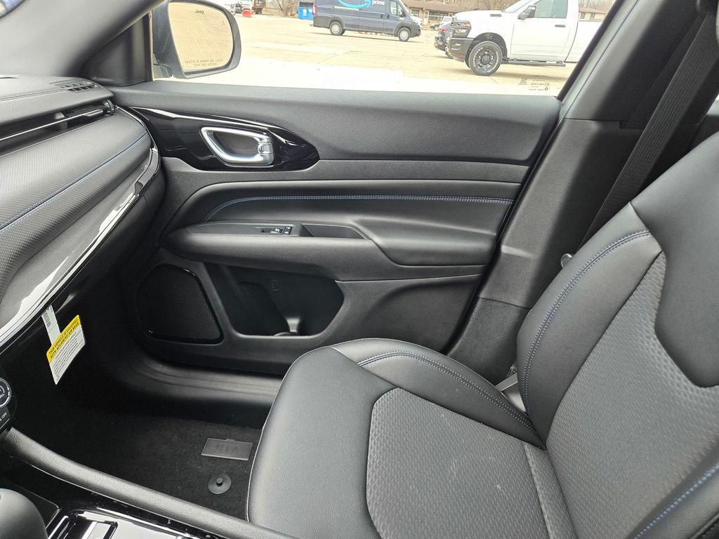 2026 Jeep Compass Altitude Special Edition - Photo 12