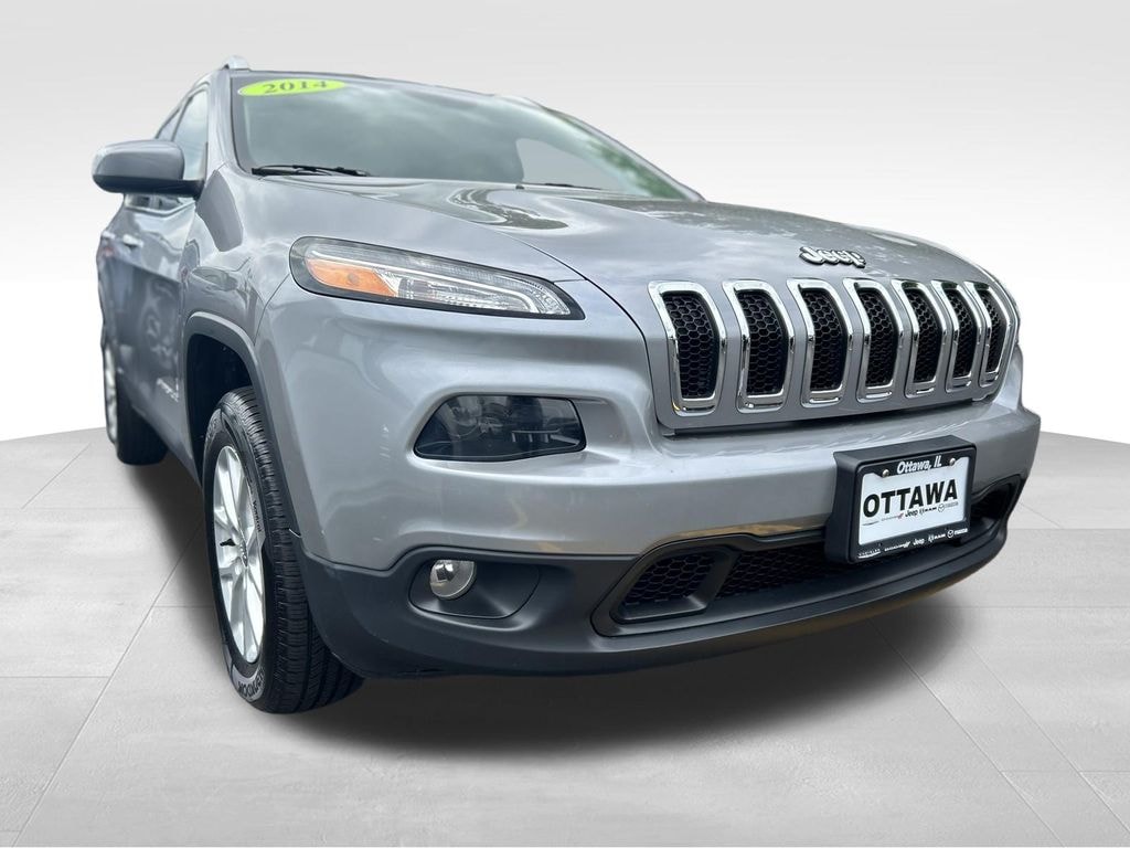 Used 2014 Jeep Cherokee Latitude 4x4 SUV