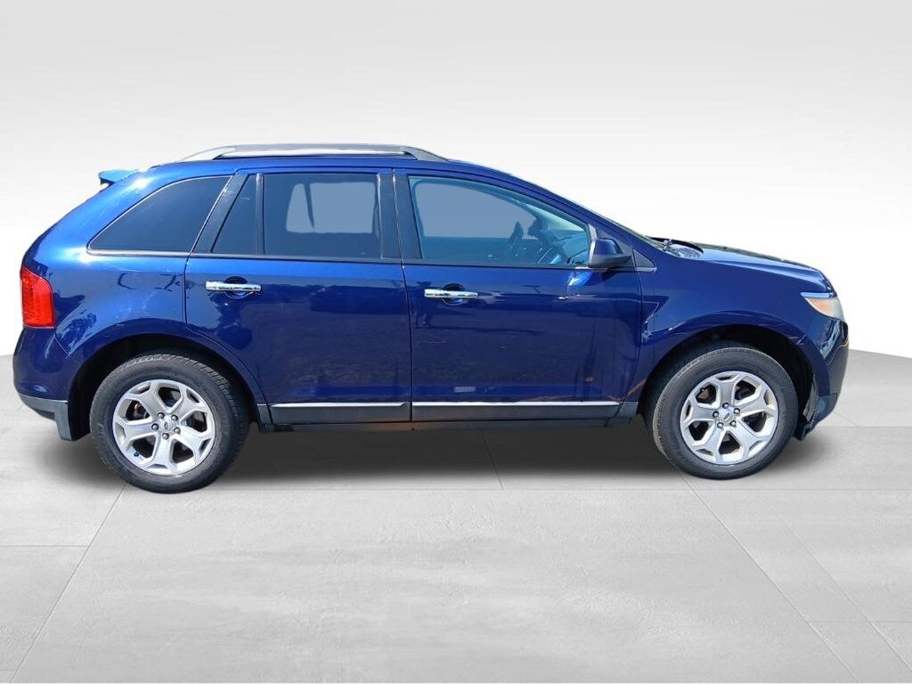 Used 2011 Ford Edge SEL SUV