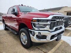 2026 Ram 2500 TRADESMAN CREW CAB 4X4 6'4 BOX Pickup