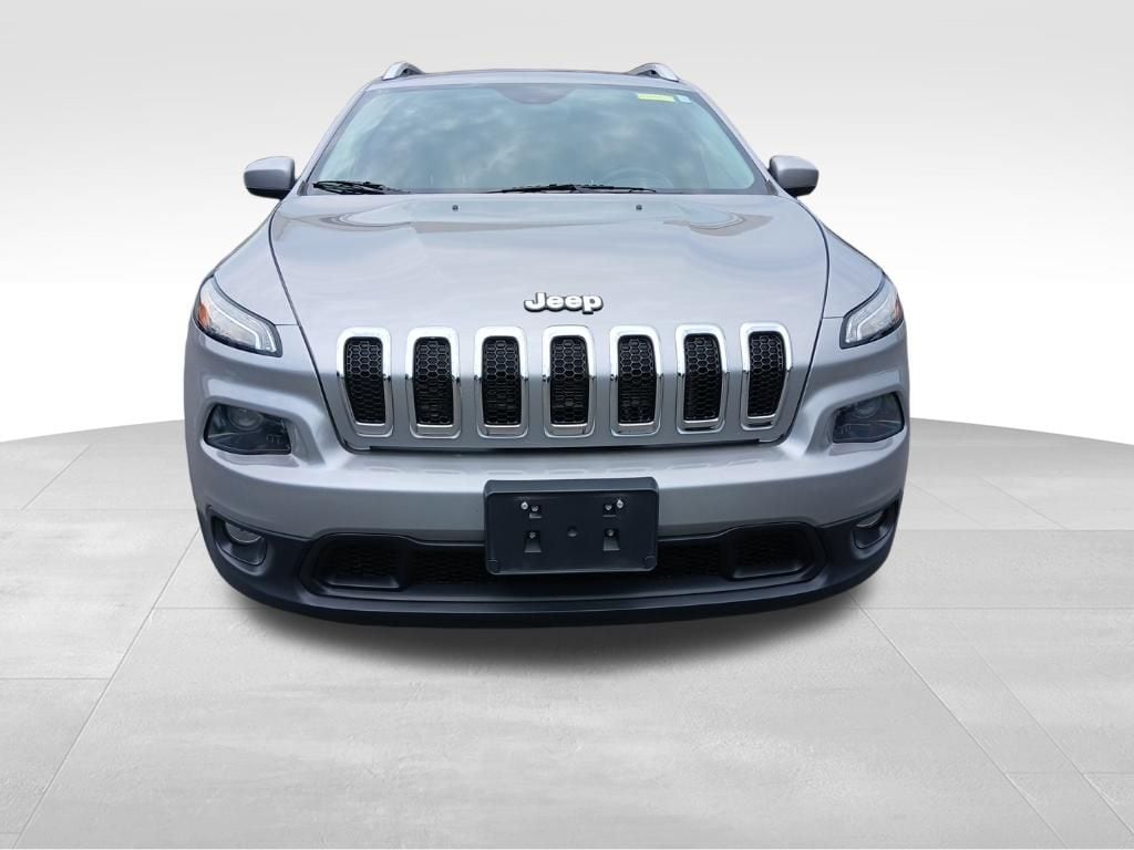 Used 2014 Jeep Cherokee Latitude with VIN 1C4PJMCS8EW107642 for sale in Ottawa, IL