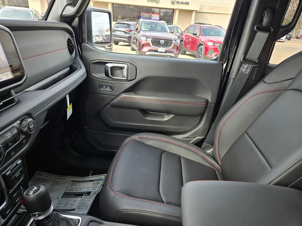 2025 Jeep Wrangler 4-Door Rubicon - Photo 8