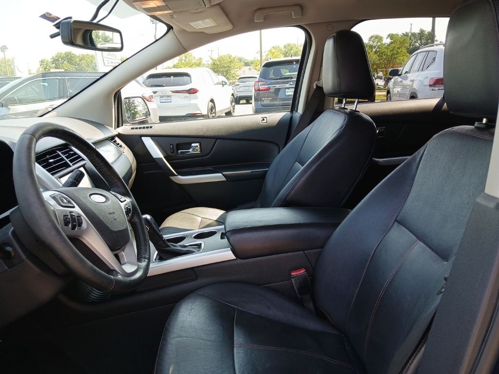 Used 2011 Ford Edge SEL SUV