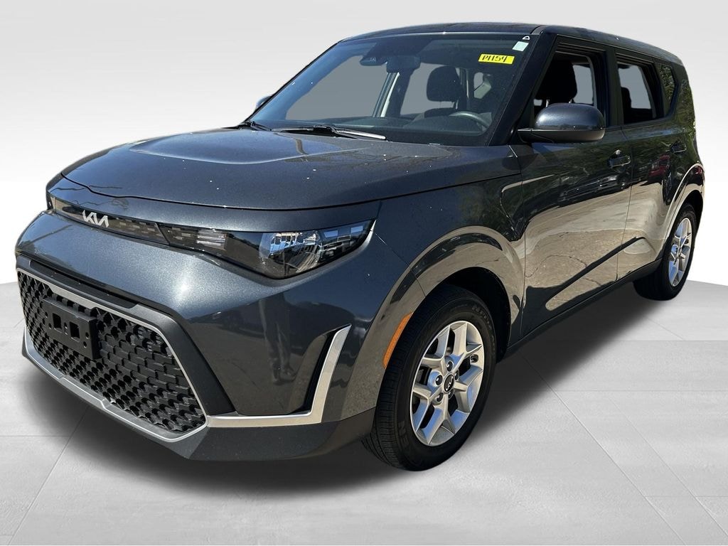 Used 2024 Kia Soul LX Hatchback