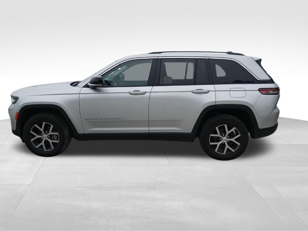 Used 2024 Jeep Grand Cherokee Limited SUV