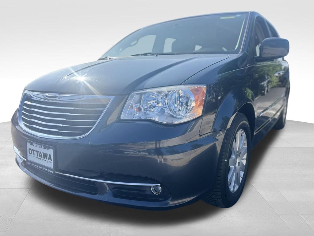 Used 2014 Chrysler Town & Country Touring Van