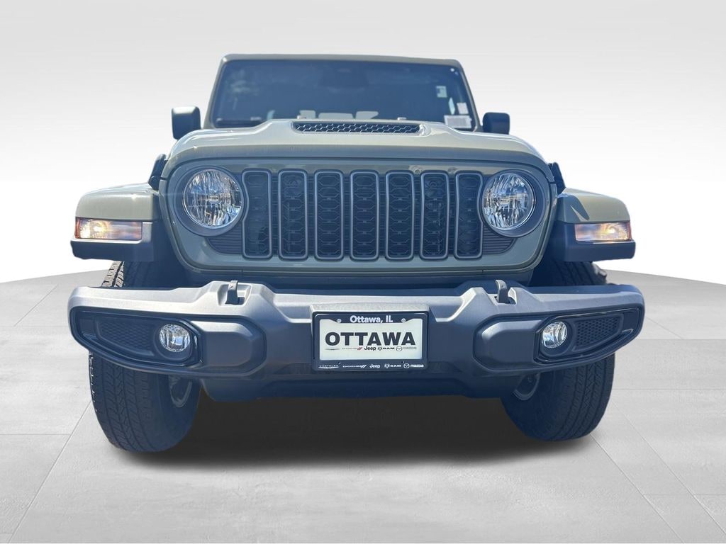 New 2026 Jeep Gladiator SPORT S 4X4 Pickup