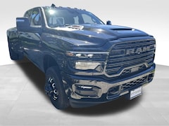 2026 Ram 3500 LARAMIE CREW CAB 4X4 8' BOX Pickup