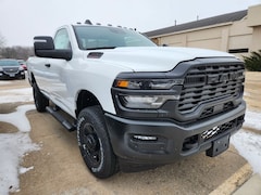 2026 Ram 2500 TRADESMAN REGULAR CAB 4X4 8' BOX Pickup