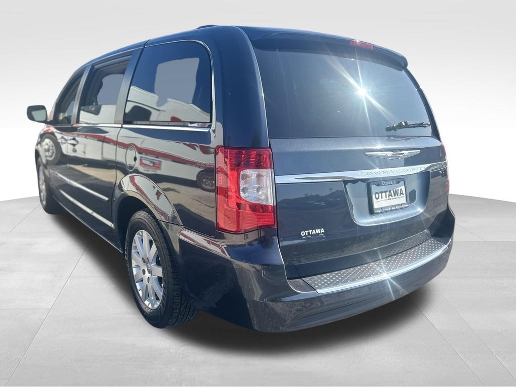 Used 2014 Chrysler Town & Country Touring Van