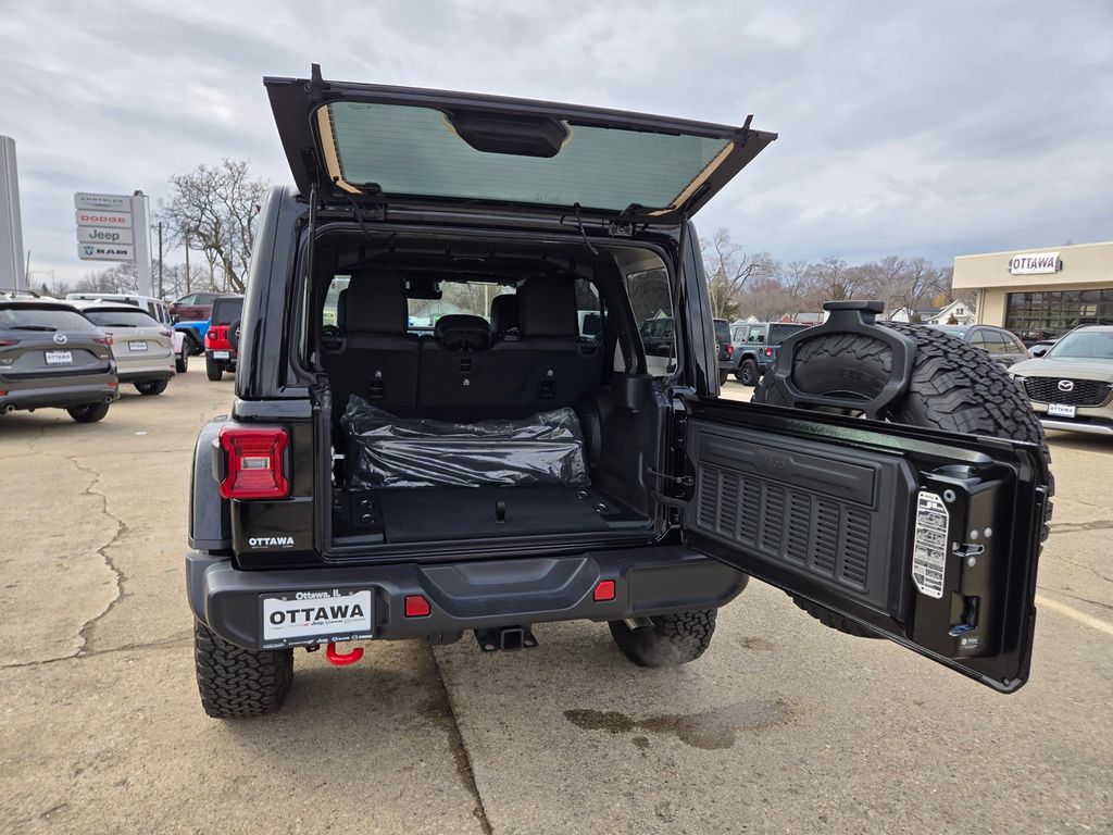 2025 Jeep Wrangler 4-Door Rubicon - Photo 23