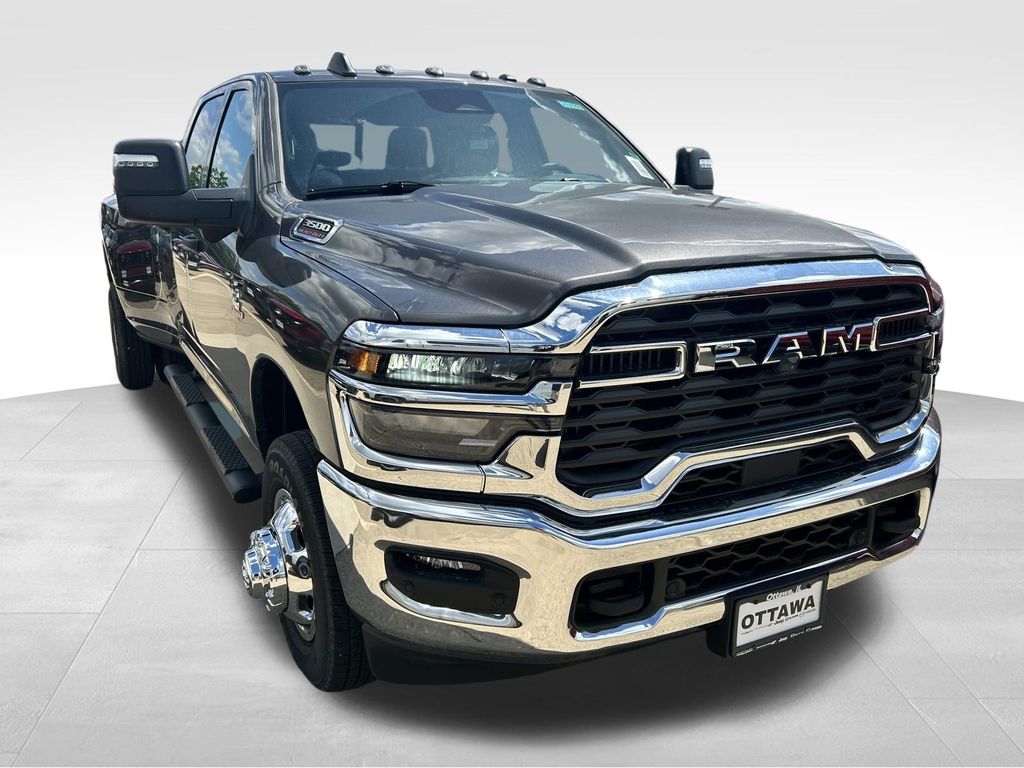 2026 RAM 3500 Tradesman 4X4 Crew Cab LWB's photo