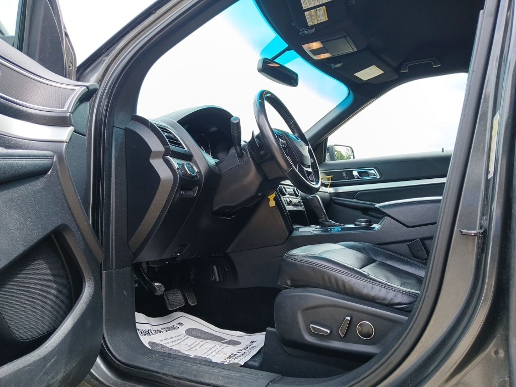 Used 2016 Ford Explorer XLT SUV