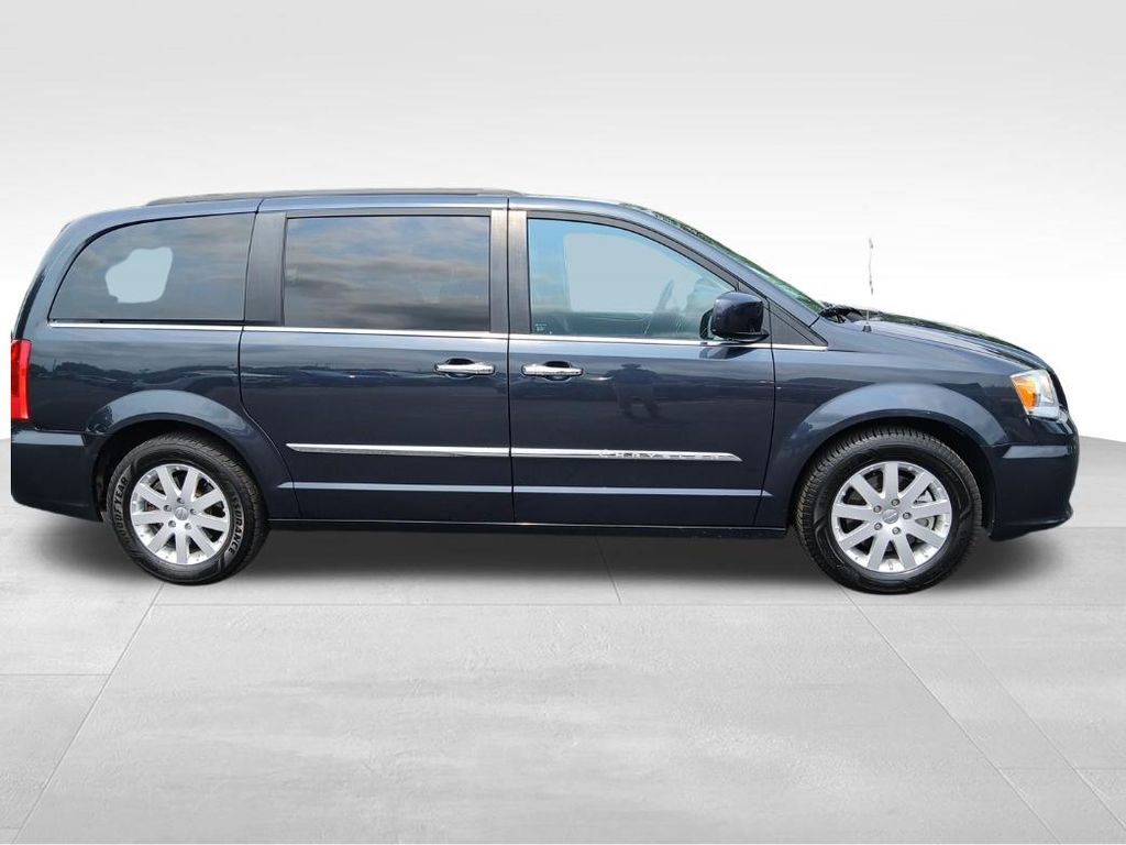 2014 Chrysler Town & Country