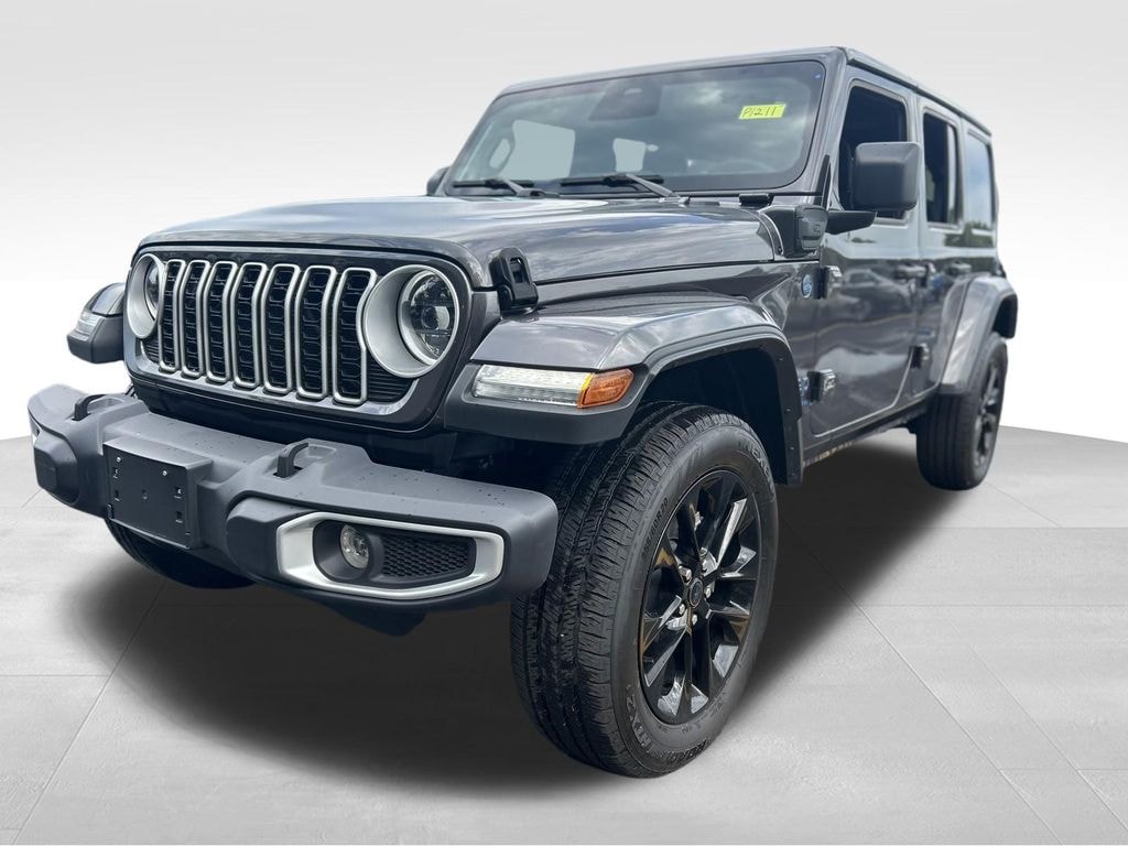 Used 2025 Jeep Wrangler 4xe Sahara SUV