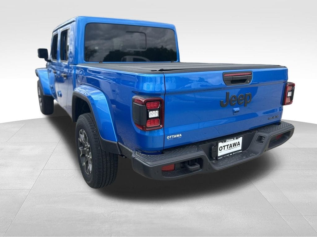 New 2026 Jeep Gladiator SAHARA 4X4 Pickup