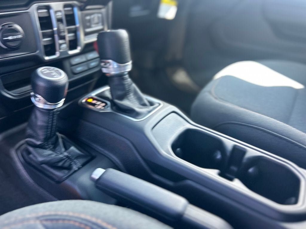 2026 Jeep Gladiator Sport S - Photo 13