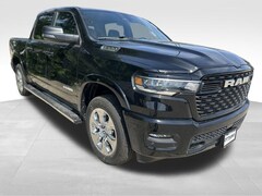 2026 Ram 1500 BIG HORN CREW CAB 4X4 5'7 BOX Pickup
